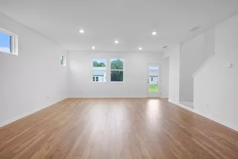 Living - 107 Hollow Oak Bnd, Euharlee, GA 30145 photo 20 of 25