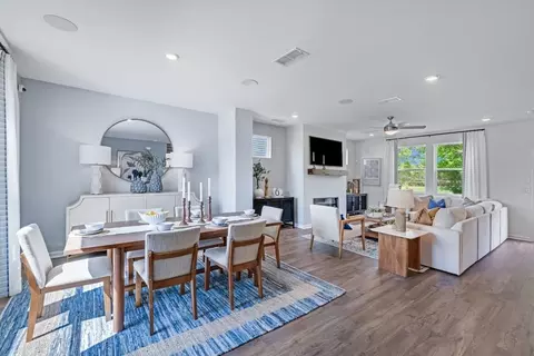 Dining - 107 Hollow Oak Bnd, Euharlee, GA 30145 photo 1 of 2
