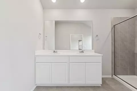 Bath - 9405 Furman Dr, Austin, TX 78747 photo 2 of 3