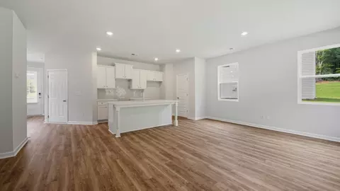 Living - 467 Tate St, Monroe, GA 30655 photo 1 of 5