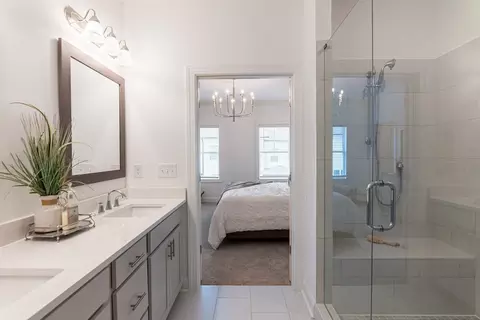 Bath - 607 Skytop Dr, Cumming, GA 30040 photo 2 of 2