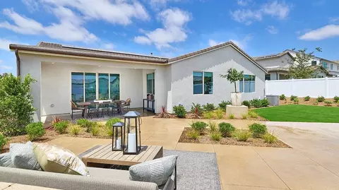 Exterior - 5548 Dora Way, Oceanside, CA 92057 photo 8 of 10