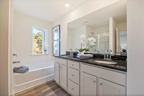 Bath - 1821 Dawn Rd, Conyers, GA 30013 photo 1 of 7