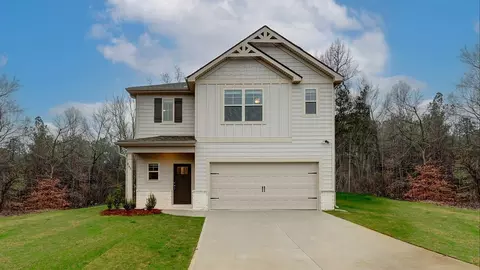 727 Lismore Dr, Opelika, AL 36804