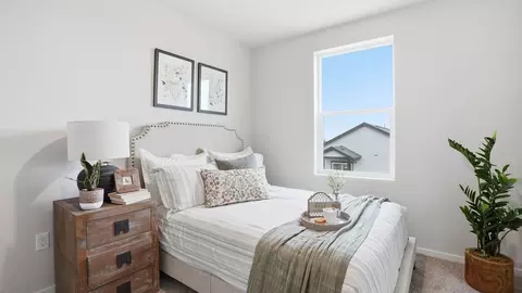 Bedroom - 21217 SE Pelee Dr, Bend, OR 97702 photo 2 of 5