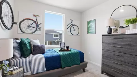 Bedroom - 21217 SE Pelee Dr, Bend, OR 97702 photo 1 of 5