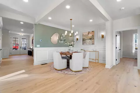 Dining - 7 Summertime Cir, Pawcatuck, CT 06379 photo 1 of 2