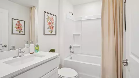 Bath - 9841 Coconut Ct, Spring Hill, FL 34608 photo 3 of 4