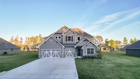 10237 Acorn Ridge Rd, Edmond, OK 73034