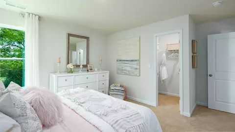 Bedroom - 1396 5th St Dr NE, Hickory, NC 28601 photo 8 of 19