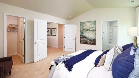 Bedroom - 1396 5th St Dr NE, Hickory, NC 28601 photo 6 of 19