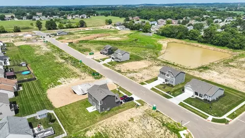 View/Area - 105 Sycamore Dr, Circleville, OH 43113 photo 2 of 22