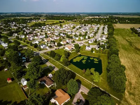View/Area - 105 Sycamore Dr, Circleville, OH 43113 photo 9 of 22