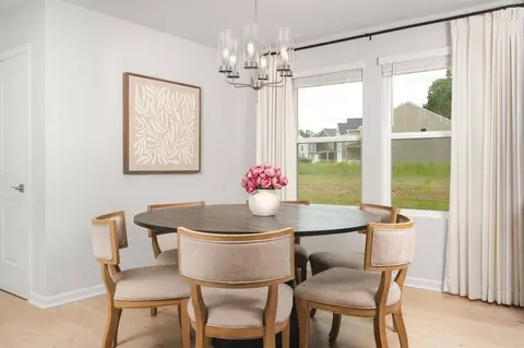 Dining - 121 Shenandoah Ln, Lagrange, GA 30241 photo 1 of 1