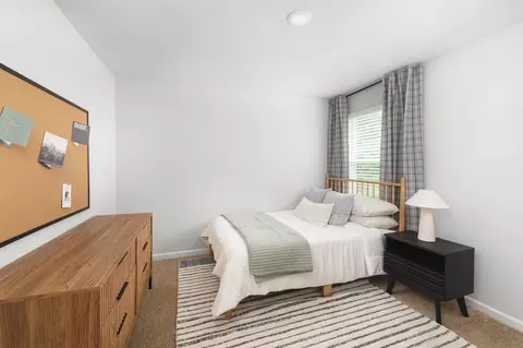 Bedroom - 121 Shenandoah Ln, Lagrange, GA 30241 photo 3 of 6