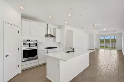 Kitchen - 730 Farmfield Dr, Saint Augustine, FL 32092 photo 1 of 3