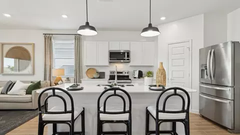 Kitchen - 1419 E Harwell Rd, Phoenix, AZ 85042 photo 3 of 3