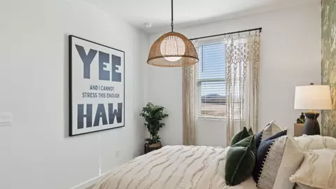 Bedroom - 1419 E Harwell Rd, Phoenix, AZ 85042 photo 7 of 12