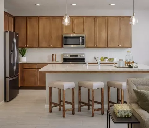 Kitchen - 6112 W Howard Ave, Visalia, CA 93277 photo 3 of 4