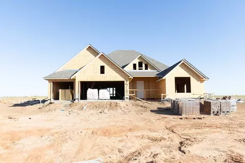 14101 SW 53rd St, Yukon, OK 73099