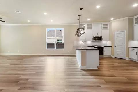 Living - 5006 Acadia Loop, Bryan, TX 77845 photo 1 of 4