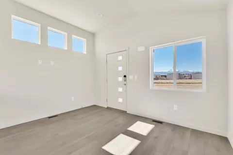 8735 Naperville Hts, Colorado Springs, CO 80908