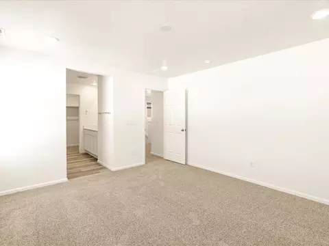6691 Roundtail Way, Colorado Springs, CO 80925
