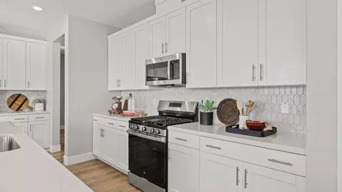 Kitchen - 4344 Ellington Way, Lathrop, CA 95330 photo 3 of 20