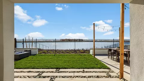 Exterior - 4344 Ellington Way, Lathrop, CA 95330 photo 30 of 34