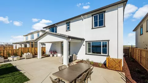 Exterior - 4344 Ellington Way, Lathrop, CA 95330 photo 9 of 34