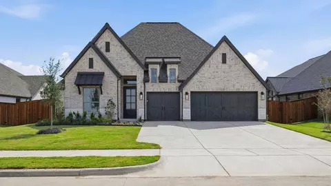 260 Rosemallow Ln, Waxahachie, TX 75165