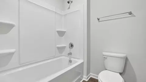 Bath - 133 Cascade Ln, Seneca, SC 29678 photo 3 of 6
