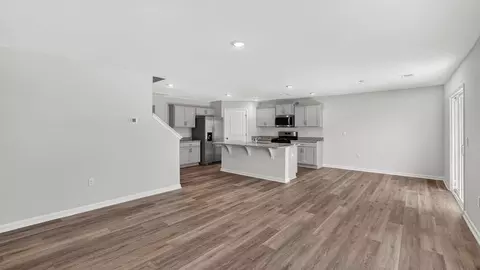 Living - 133 Cascade Ln, Seneca, SC 29678 photo 2 of 3