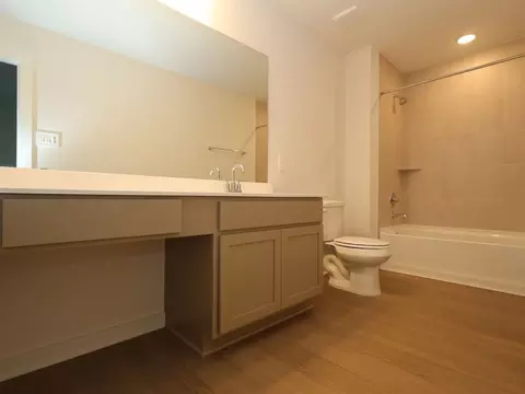 Bath - 22756 Hackberry Leaf Dr, New Caney, TX 77357 photo 2 of 5