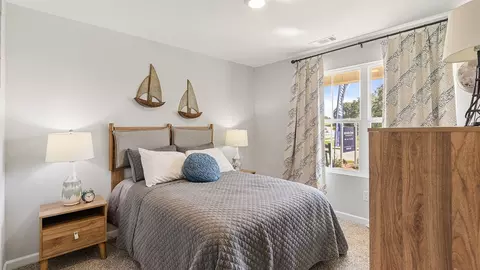 Bedroom - 101 Sawtooth Dr, Troy, AL 36079 photo 12 of 12