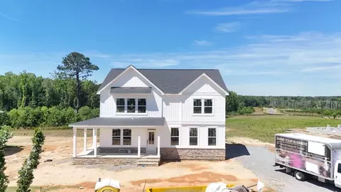 257 Sweetfern Ln, Zebulon, NC 27597