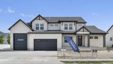 1066 E Ira Hodges Scenic Pkwy #16, Eagle Mountain, UT 84005