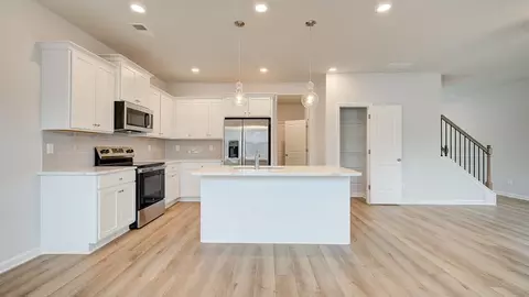 Kitchen - 60 Barge Ln, Covington, GA 30016 photo 2 of 5