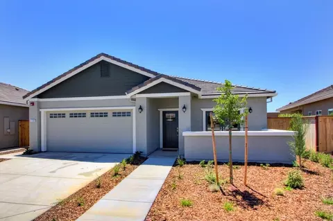 Exterior - 1165 Nicklaus Rd, Galt, CA 95632 photo 3 of 20