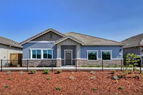 Exterior - 1165 Nicklaus Rd, Galt, CA 95632 photo 6 of 20