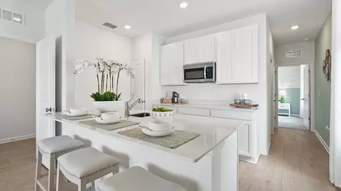 Kitchen - 3460 Rover Rd, Eagle Lake, FL 33839 photo 3 of 6