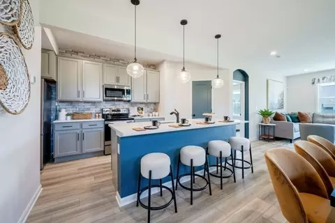 Kitchen - 175 Westwoods Rd, Wright City, MO 63390 photo 11 of 16