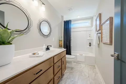 Bath - 175 Westwoods Rd, Wright City, MO 63390 photo 6 of 7