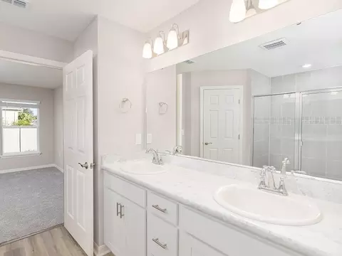 Bath - 612 Ituna Cir, Winter Haven, FL 33881 photo 1 of 5