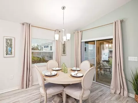 Dining - 612 Ituna Cir, Winter Haven, FL 33881 photo 1 of 1