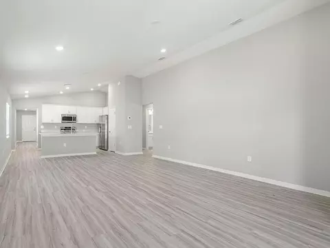 Living - 612 Ituna Cir, Winter Haven, FL 33881 photo 1 of 3