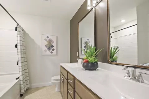 Bath - Brockton Dr, Columbia, MO 65201 photo 1 of 3