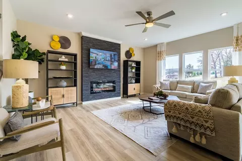 Living - 175 Westwoods Rd, Wright City, MO 63390 photo 4 of 11