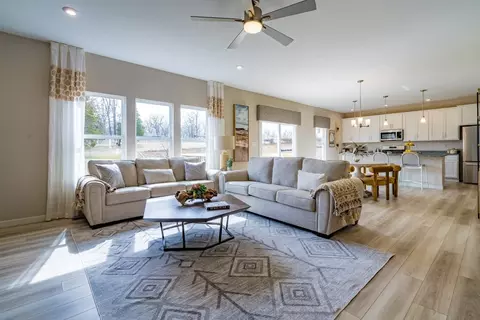 Living - 175 Westwoods Rd, Wright City, MO 63390 photo 5 of 11