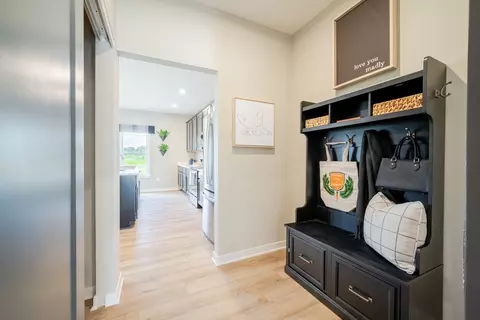 Entry Way - 175 Westwoods Rd, Wright City, MO 63390 photo 4 of 9